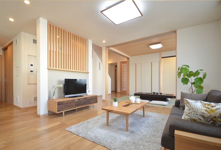 富山市 Y様邸 家造りをたくさん学んでたどり着いた「涼温な家」。